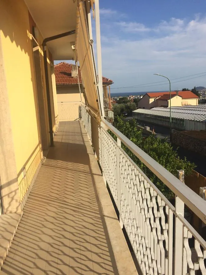 A Casa Di Nonna Luciana - Trilocale Con Giardino Apartment Ceriale